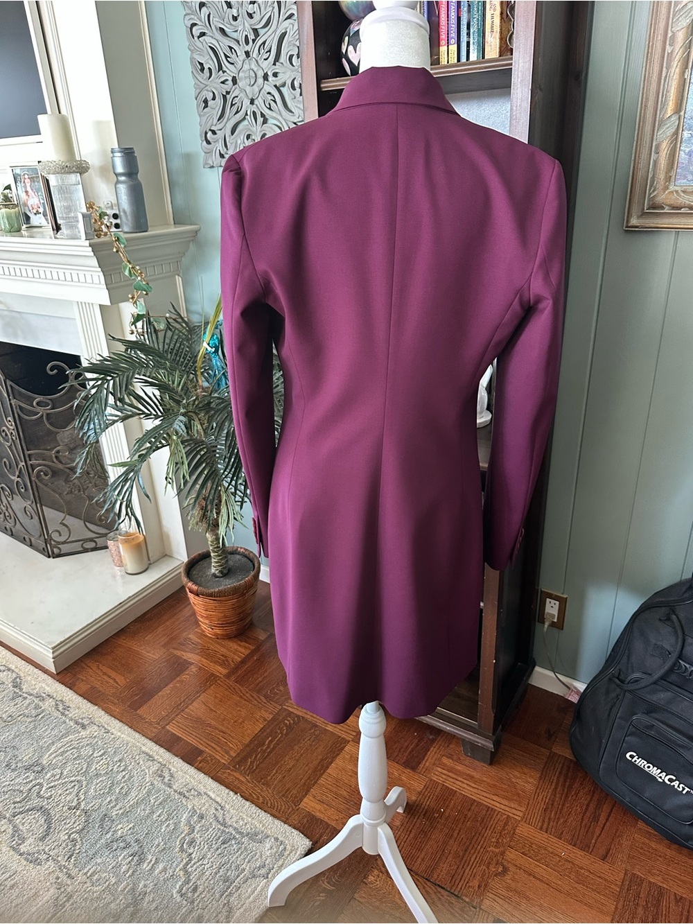 Theory Good Wool Plum Double-Breasted Blazer Dress - Picture 2 of 4